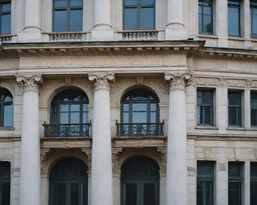 Como a Arquitetura Neoclássica Resgata a Antiguidade na Era Moderna