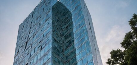 Como a Arquitetura Moderna Transforma Espaços Urbanos: Características e Exemplos
